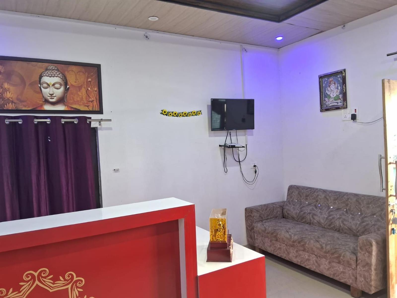 Hotel Rk Lawns Gonda Exterior foto